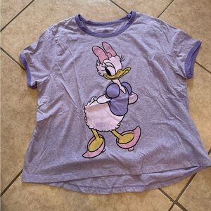 Women’s Daisy Duck shirt